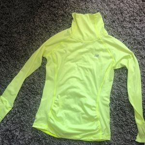 new balance running long sleeve
